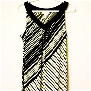 Whit House Black Market Dress Sz.large stripe design *nice condition *